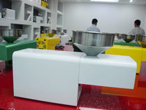 飄香榨油機(jī) 農(nóng)副產(chǎn)品深加工的智能利器