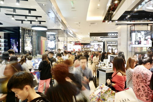 銀泰百貨春節(jié)放假兩天半 讓一線員工過(guò)團(tuán)圓年